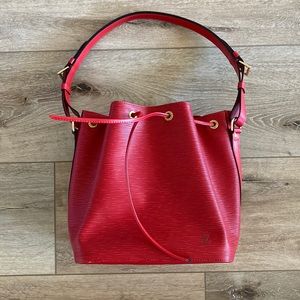 Louis Vuitton Noe in red Epi Leather